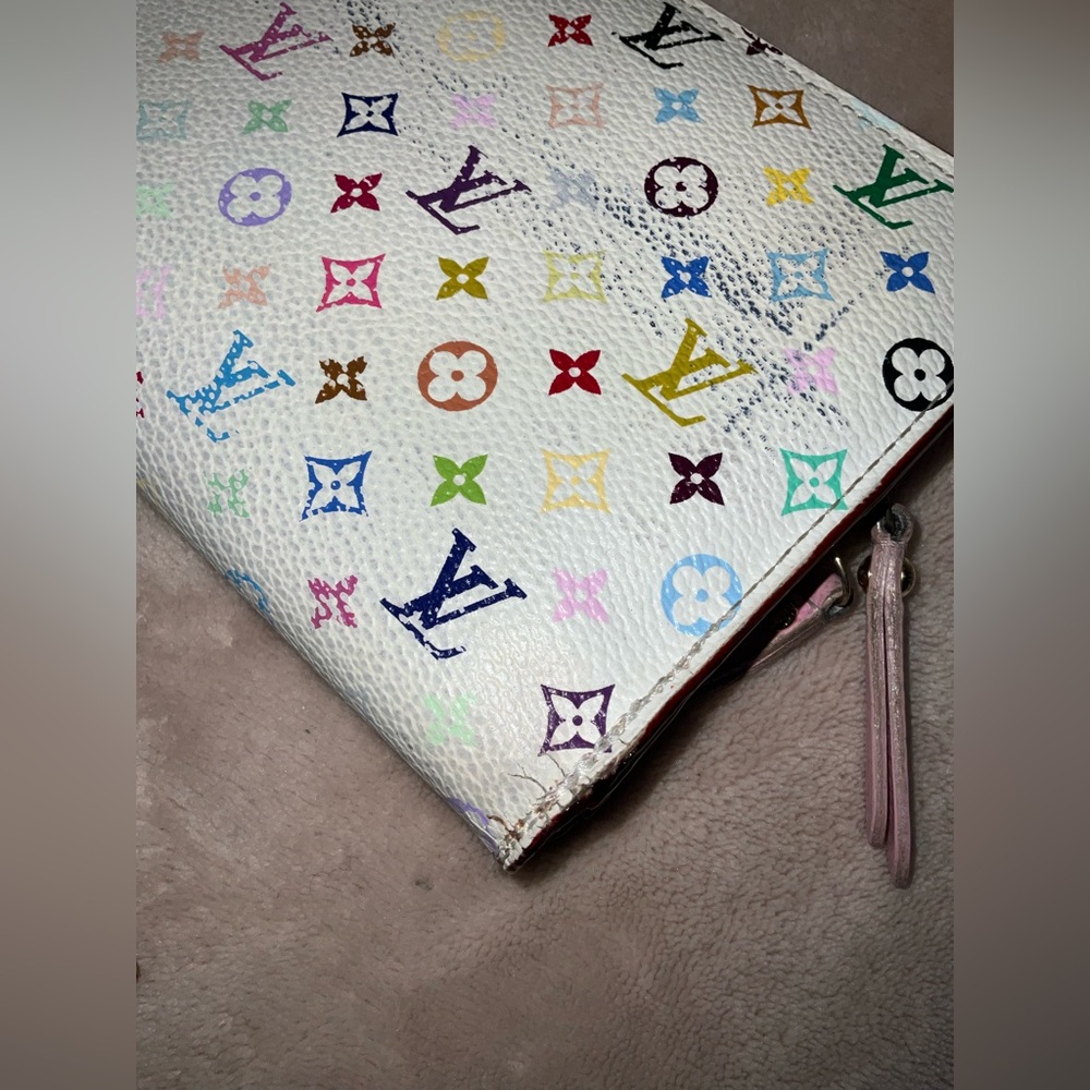 Louis Vuitton White Monogram Multicolor Litchi Insolite Wallet. - Picture 15 of 17